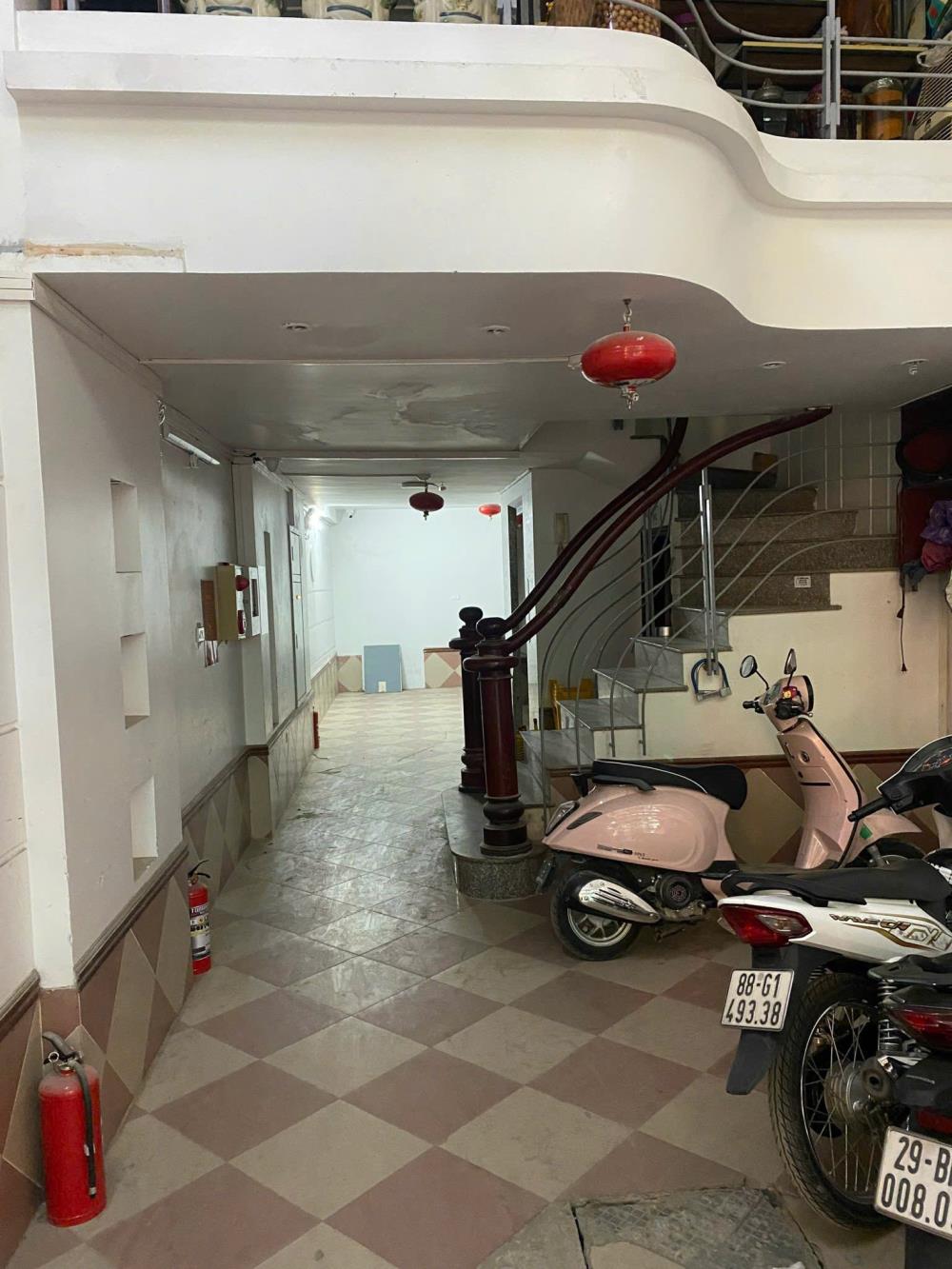 Cho thuê bất động sản khác 58m2 Phường Mai Dịch, Quận Cầu Giấy, Dòng tiền 100 triệu/tháng