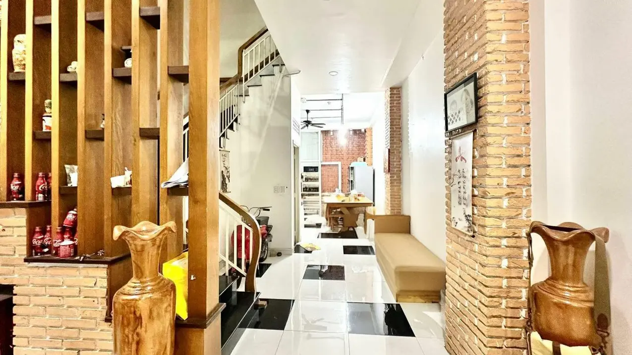 Bán nhà riêng 74m² đường Nguyên Hồng quận Gò Vấp hẻm ô tô 4m đầy đủ nội thất