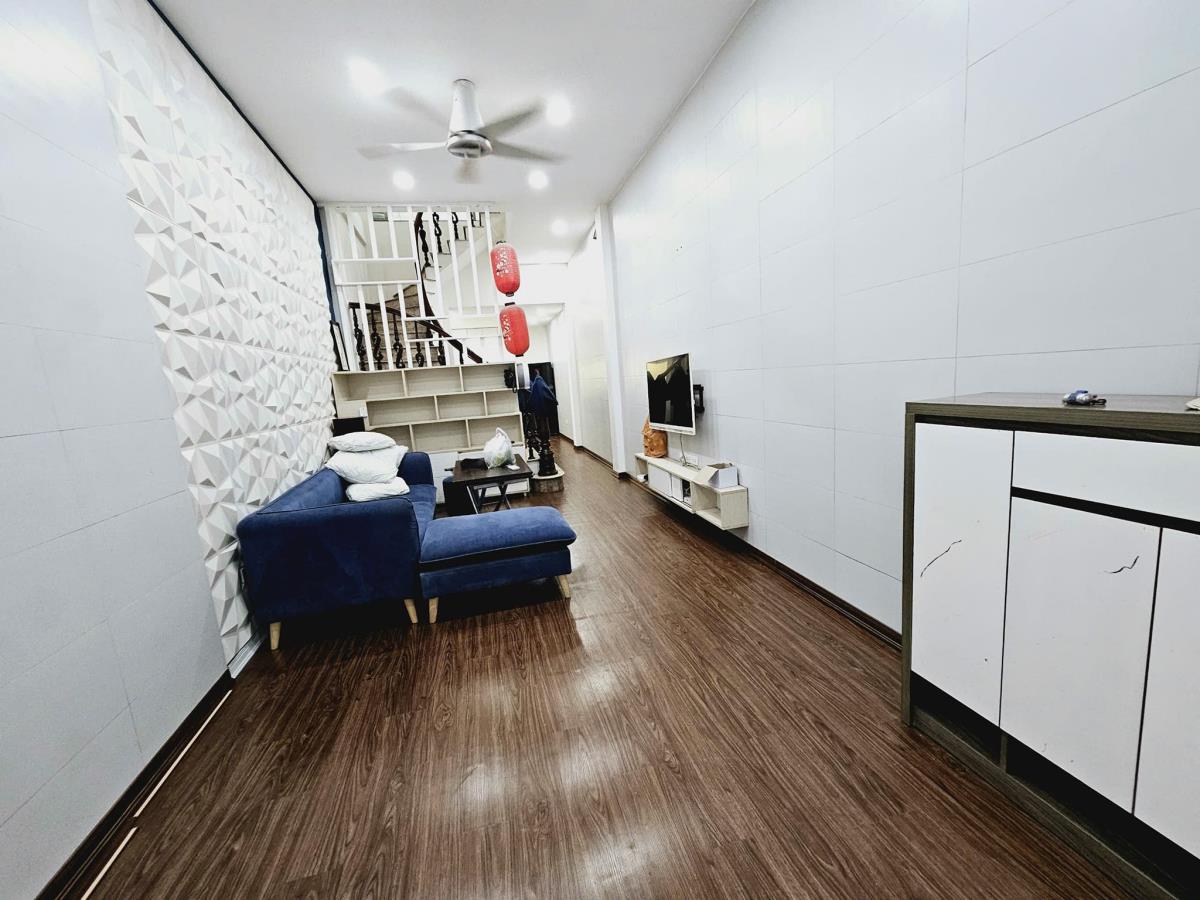 Bán nhà riêng 4 tầng 40m2 Quang Trung Hà Đông gần trường và tiện ích