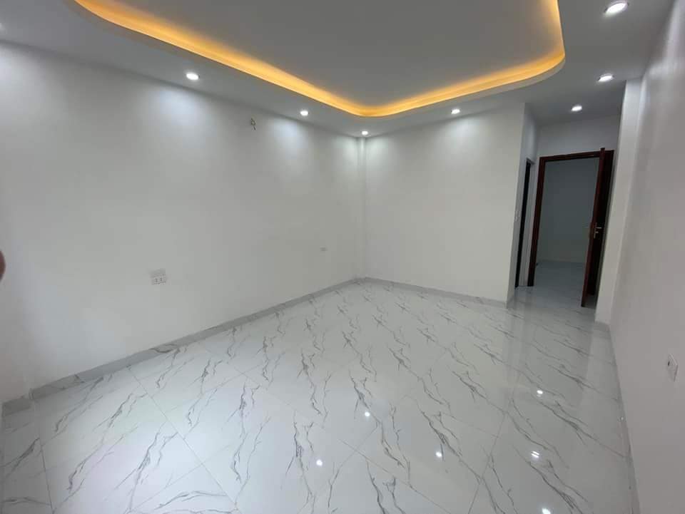 Bán nhà riêng 135m x 18m đường Phạm Ngọc Thạch, Đống Đa, Hà Nội, siêu phẩm lô góc