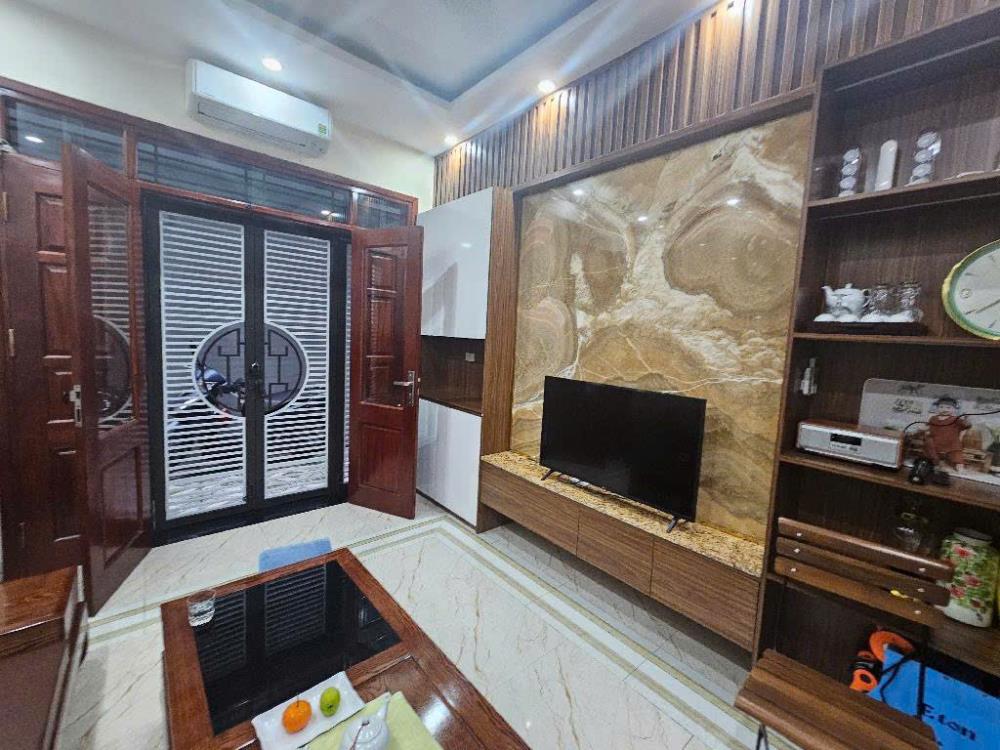 Bán nhà Tô Hiến Thành Quận 10, 39m², 4 tầng, giá 6,7 tỷ