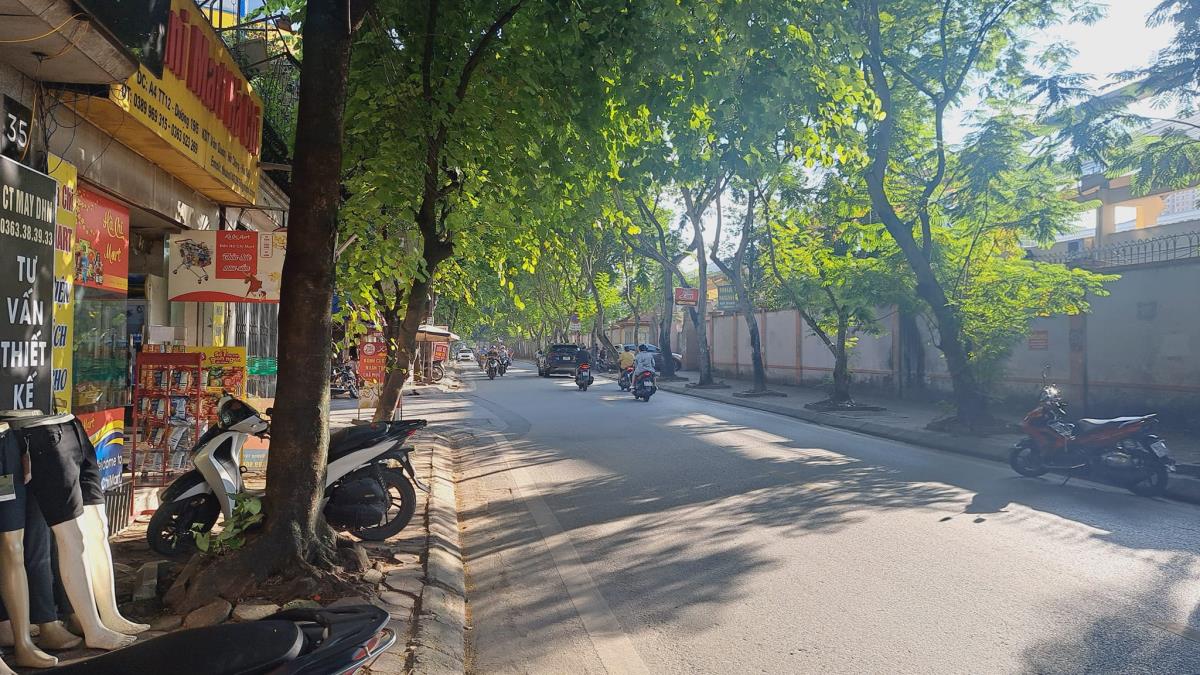 Bán nhà đẹp phố Yên Lãng, 5 tầng, thang máy, ngõ ô tô