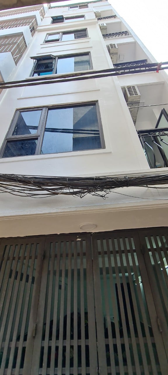 Bán tòa CCMN 70m2 7 tầng 17 phòng ngủ đường Trần Phú, quận Hà Đông, cao cấp