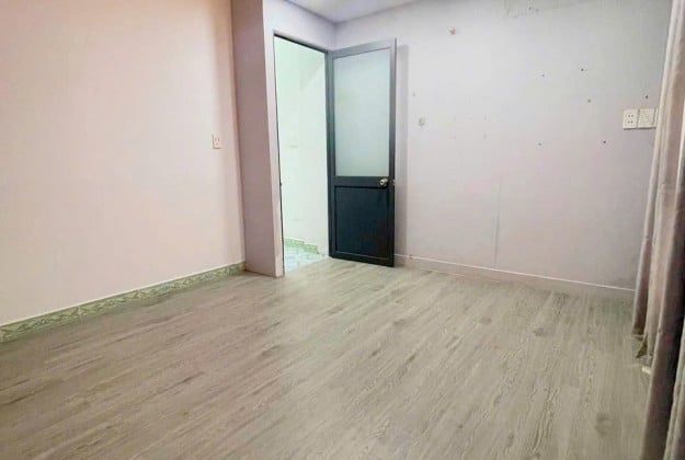 Bán đất 120m2 mặt tiền Bờ Kinh, Phường 3, Vĩnh Long, vị trí đẹp