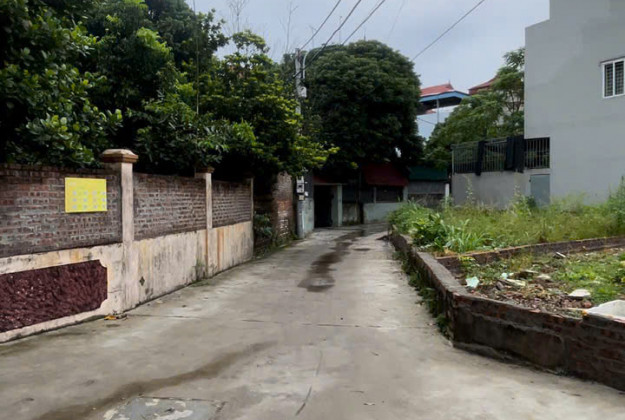 Bán đất mặt tiền kinh doanh 43m2 tại tổ 11, Quang Minh, Mê Linh, Hà Nội giá 2,65 tỷ