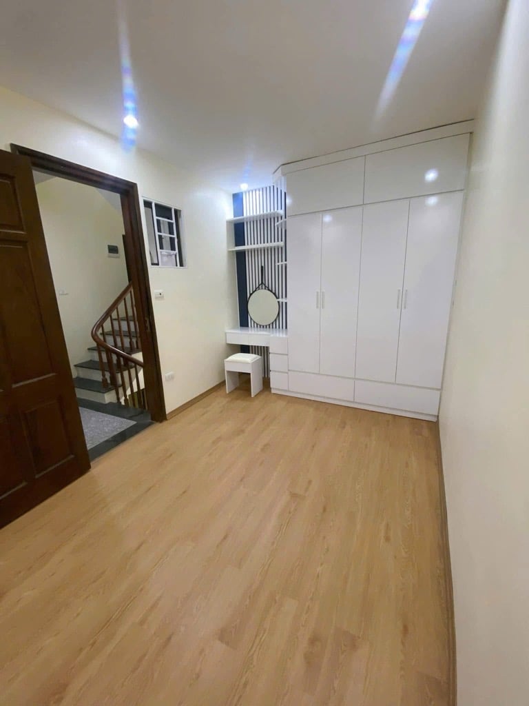Bán nhà Dương Văn Bé, nhà mới - lô góc - 2 thoáng, 47m2 x 5T x 7.48 tỷ (159triệu/m2)