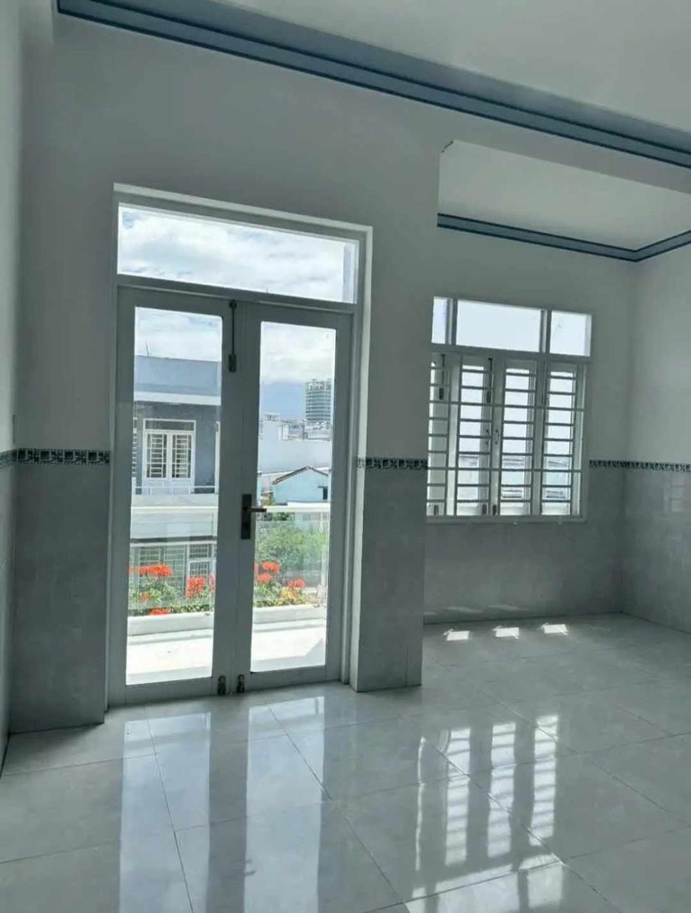 Bán nhà riêng 84m2 6,4x13 Phường Vĩnh Hòa Nha Trang gần biển