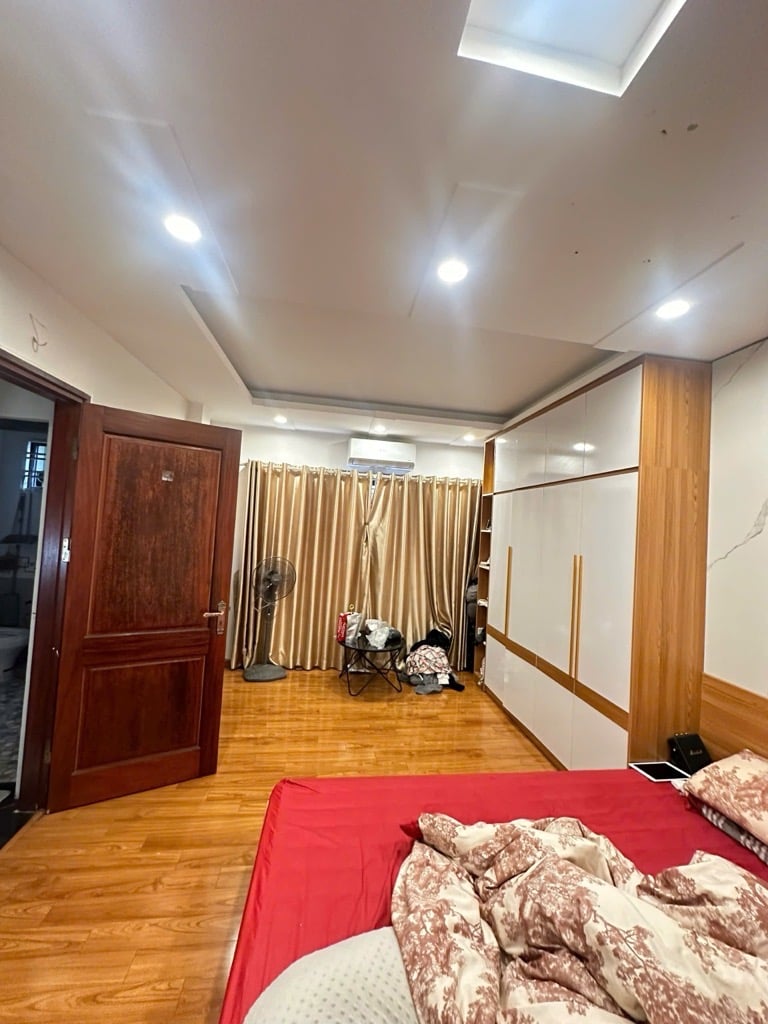 Bán nhà riêng 33m2 Tôn Đức Thắng, Đống Đa thiết kế 6 tầng
