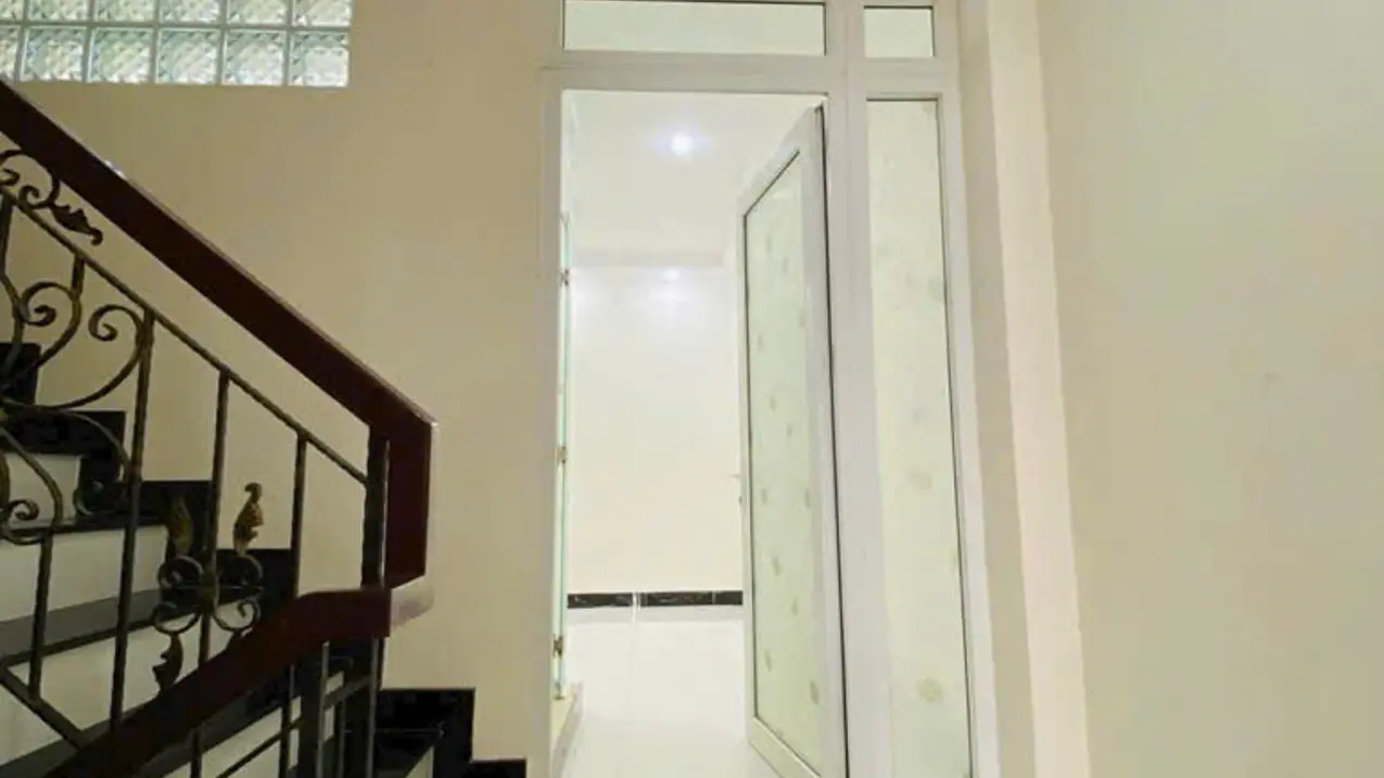 Bán nhà riêng 84m2 mặt tiền đường Lê Văn Tiên, Dĩ An, Bình Dương tiện ích đầy đủ