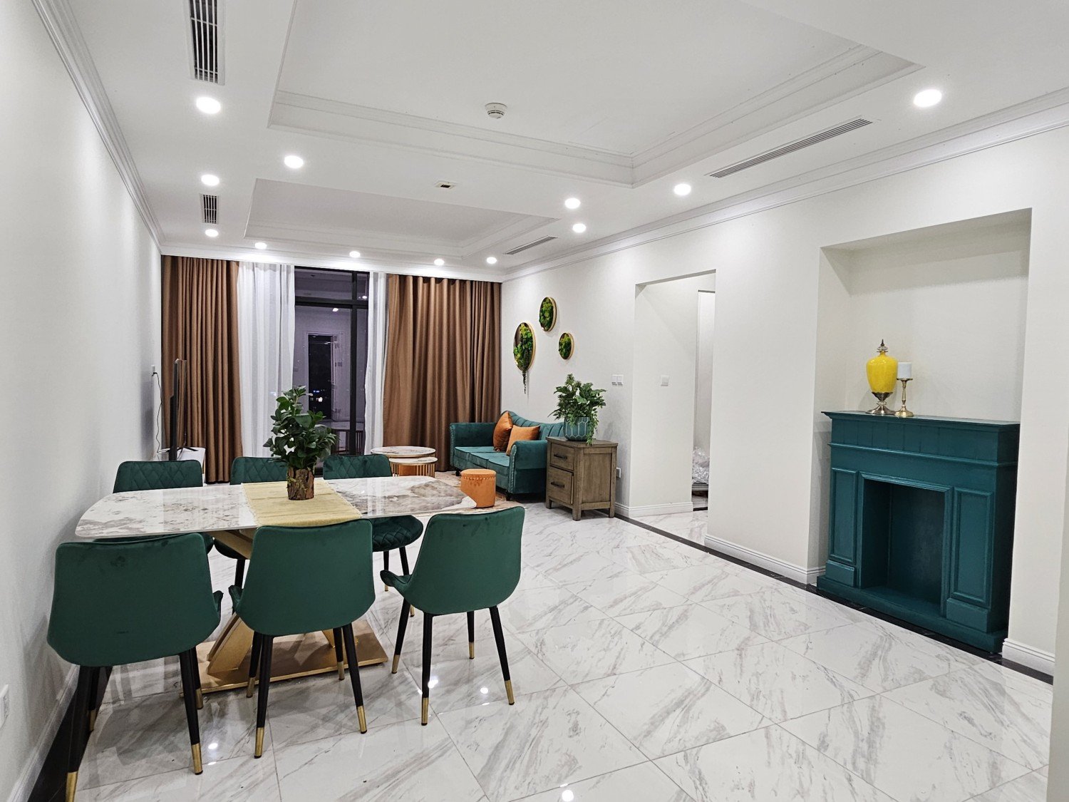 Chính chủ cho thuê căn hộ Hà Đô Centrosa Garden Quận 10, 3PN + 1 phòng đa năng, 139m², full nội thất, giá 38 triệu