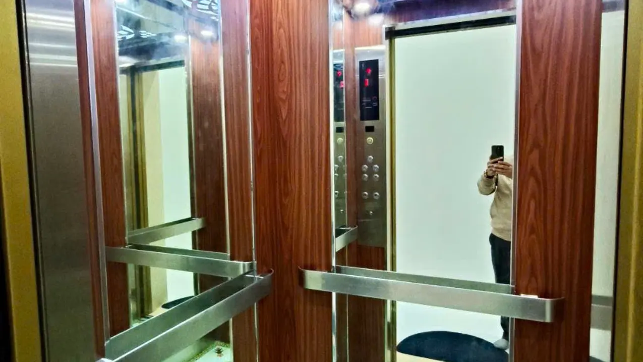 Bán siêu phẩm góc 2 mặt tiền Trần Não, Quận 2 diện tích 11x20m, Giá: 70 tỷ