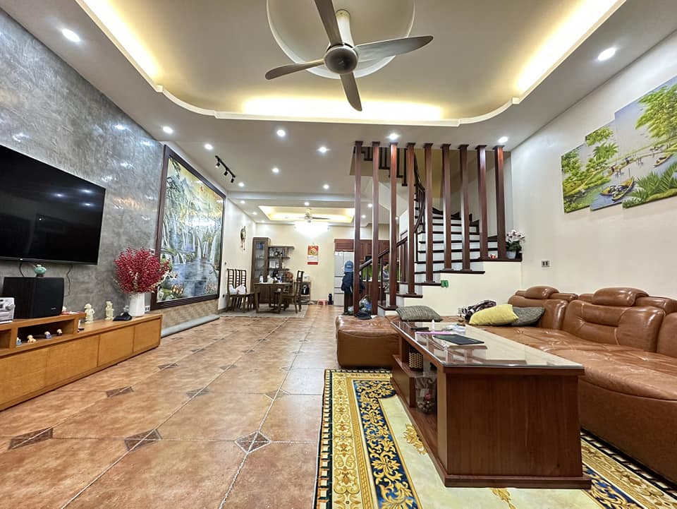 Bán nhà riêng 21m2 2 lầu đường Thoại Ngọc Hầu Tân Phú giá 2,3 tỷ