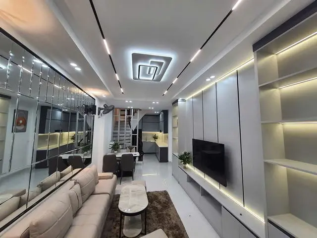 Bán nhà riêng 42m2 x 4 tầng Định Công, Hoàng Mai, Hà Nội ô tô đỗ cửa