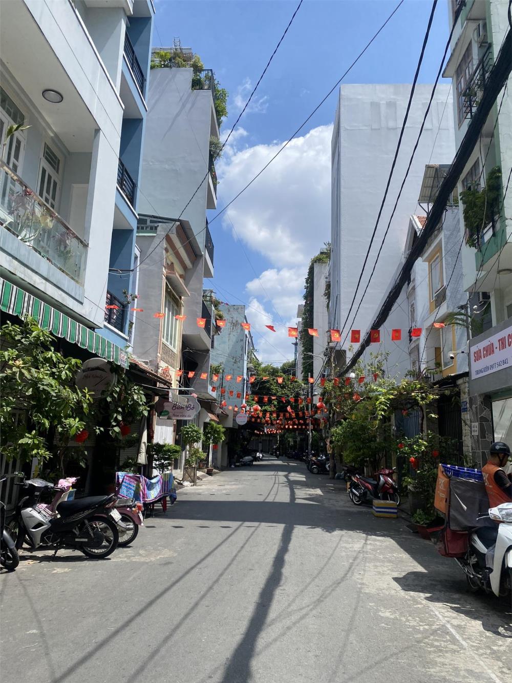 Bán nhà riêng 5m x 20m Thăng Long, Tân Bình - 14,1 tỷ với không gian sống lý tưởng