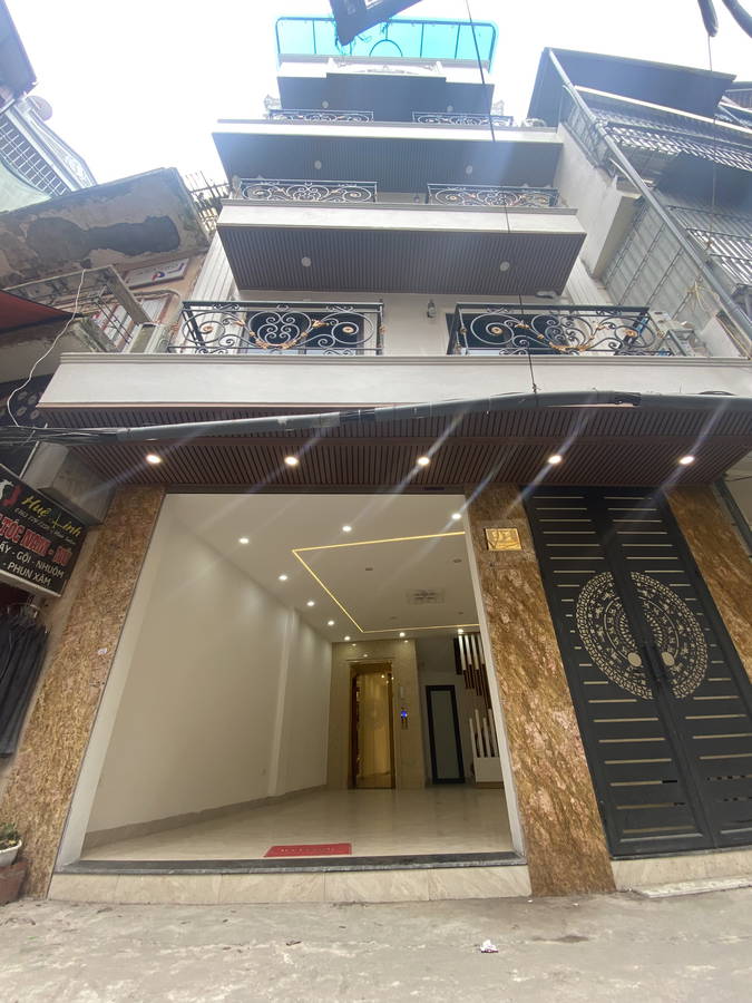 Bán nhà riêng 45m2 Trương Định, Hai Bà Trưng, Hà Nội có thang máy ô tô vào nhà