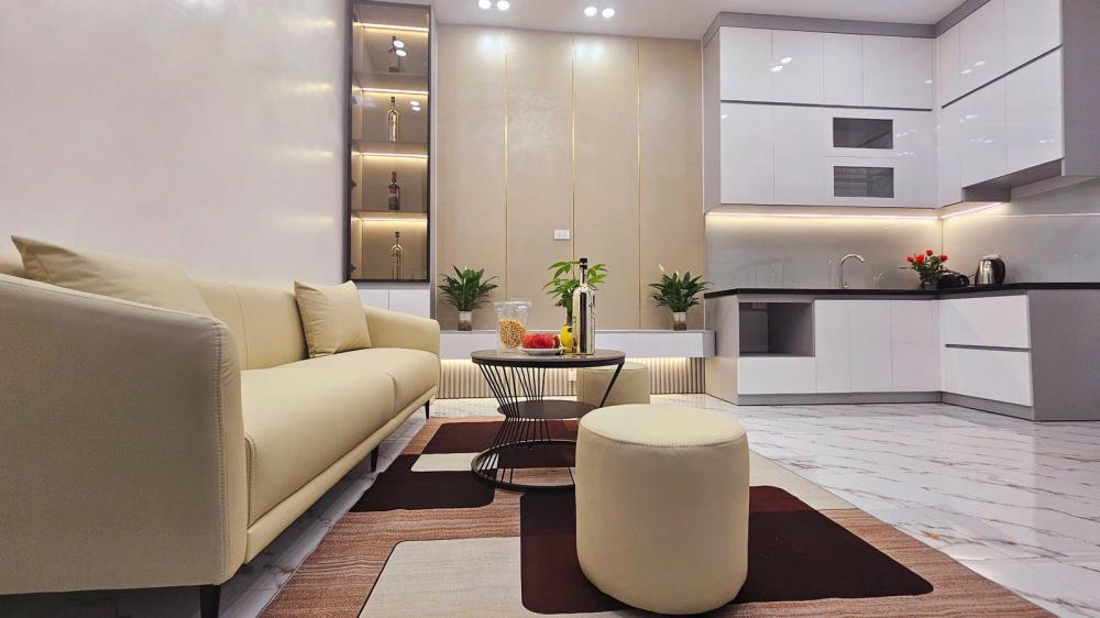 Cho thuê nhà riêng 25m2 Phố Nguyễn Tuân, Quận Thanh Xuân, ô tô đỗ cửa tiện kinh doanh