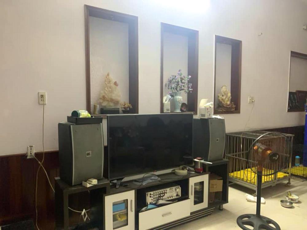 Bán nhà 1 trệt 2 lầu sổ hoàn công khu dân cư Biconsi, Tân Bình Dĩ An Bình Dương 125m² chỉ 5,2 tỷ đồng