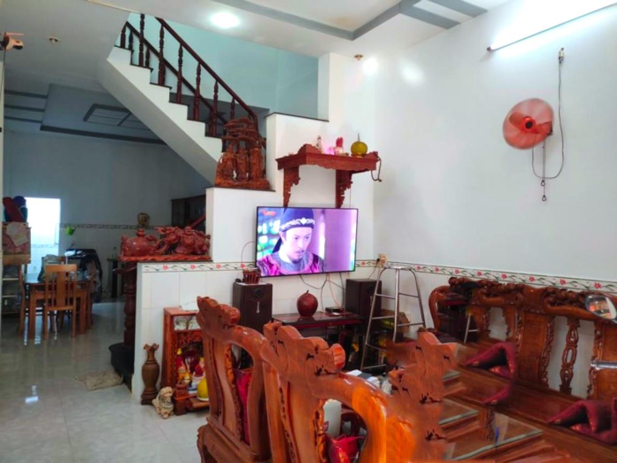 Mậu lương hà đông bán gấp căn nhà 78m2, mặt tiền 5,5m, 5 tầng giá chỉ còn 10tỷ