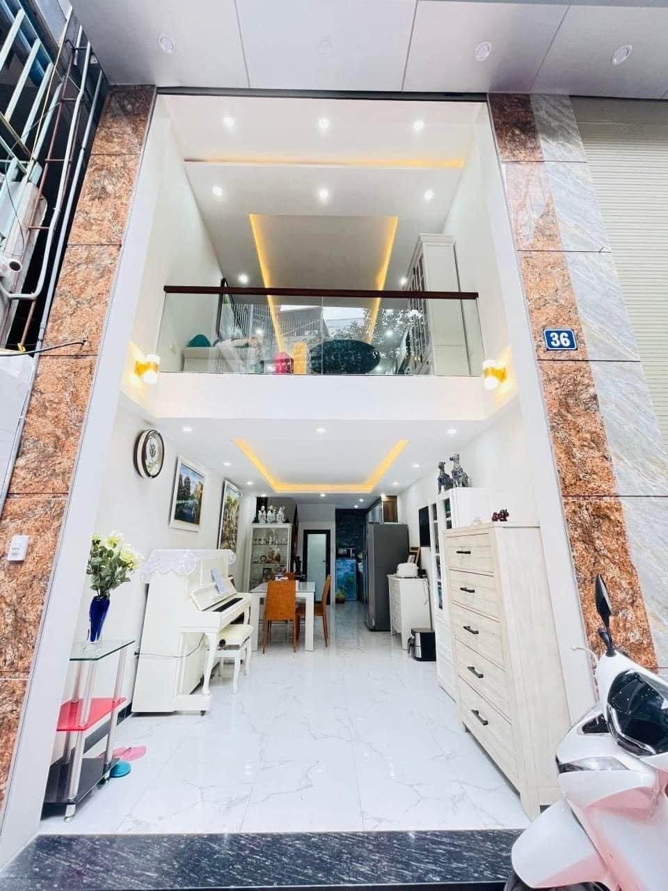 Bán nhà riêng 38m2 x 5 tầng phố Đào Tấn quận Ba Đình nội thất đầy đủ