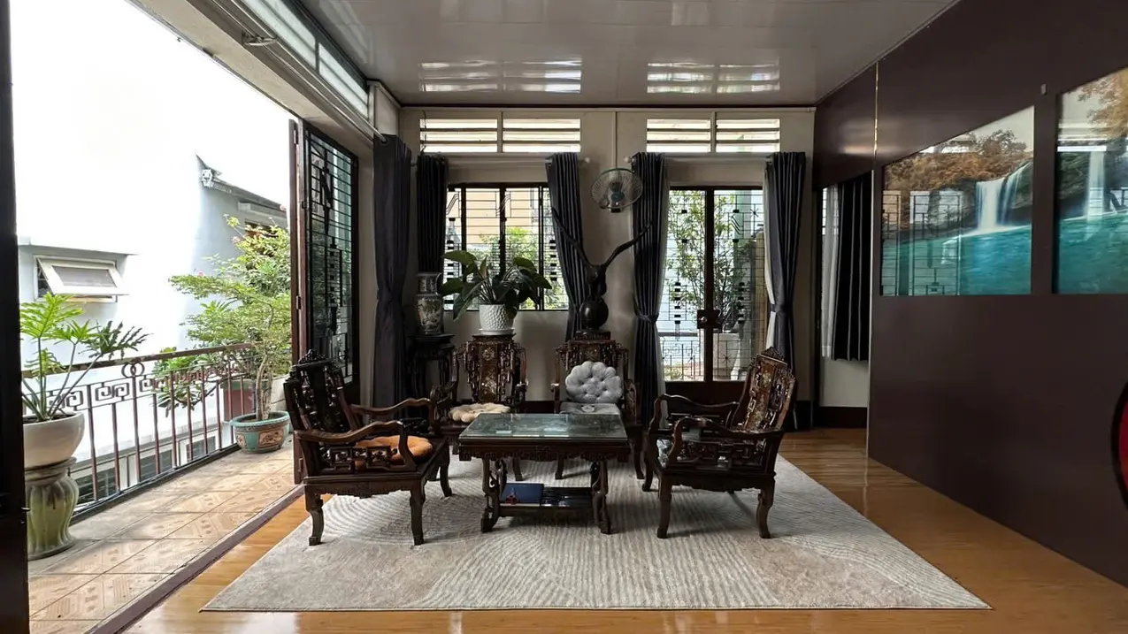 Bán nhà riêng 7,6 x 7,2 m quận 10 đường Lê Hồng Phong tiện ích đắc địa