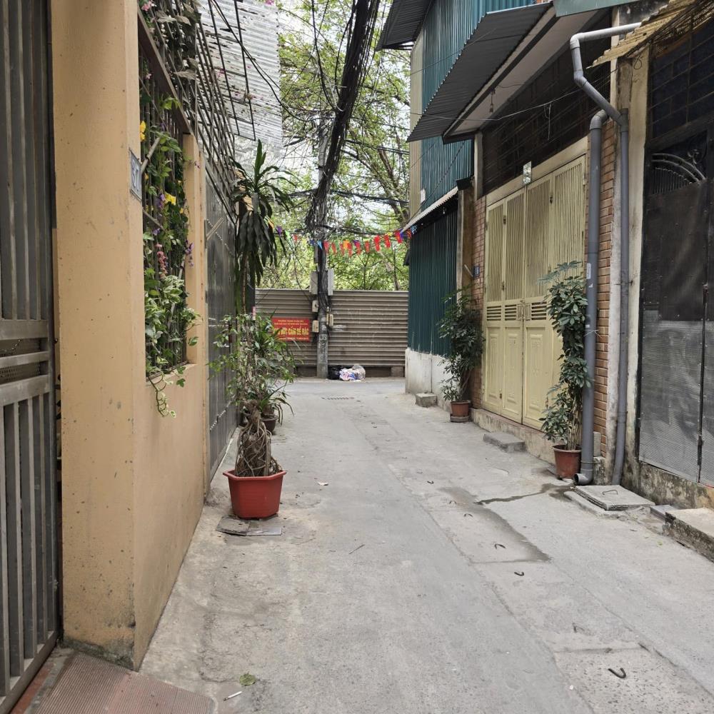 Bán nhà riêng 65 m2 Khuất Duy Tiến, Thanh Xuân, ô tô đỗ cửa, kinh doanh tiện lợi