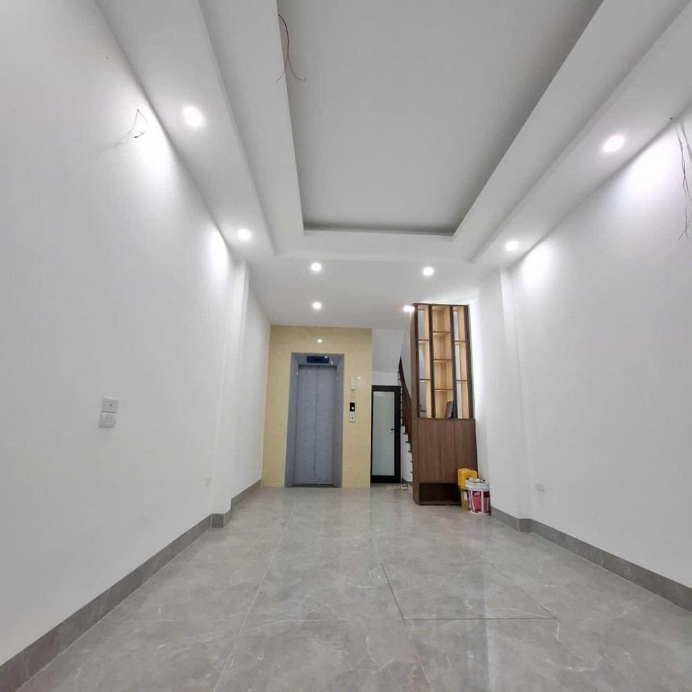 Bán nhà riêng 31m2 tại Hoàng Văn Thụ, Hoàng Mai, Hà Nội, 6 tầng tiện nghi
