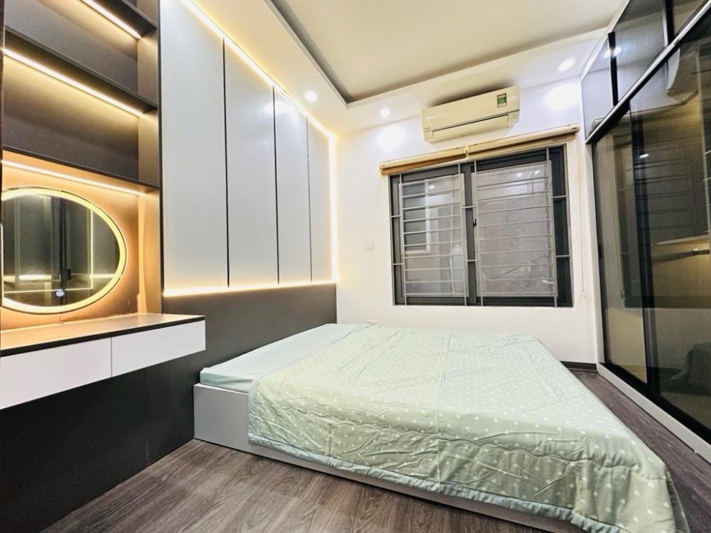 Cần bán căn nhà 1 trệt 2 lầu, giá rẻ tại phường Tân Đông Hiệp