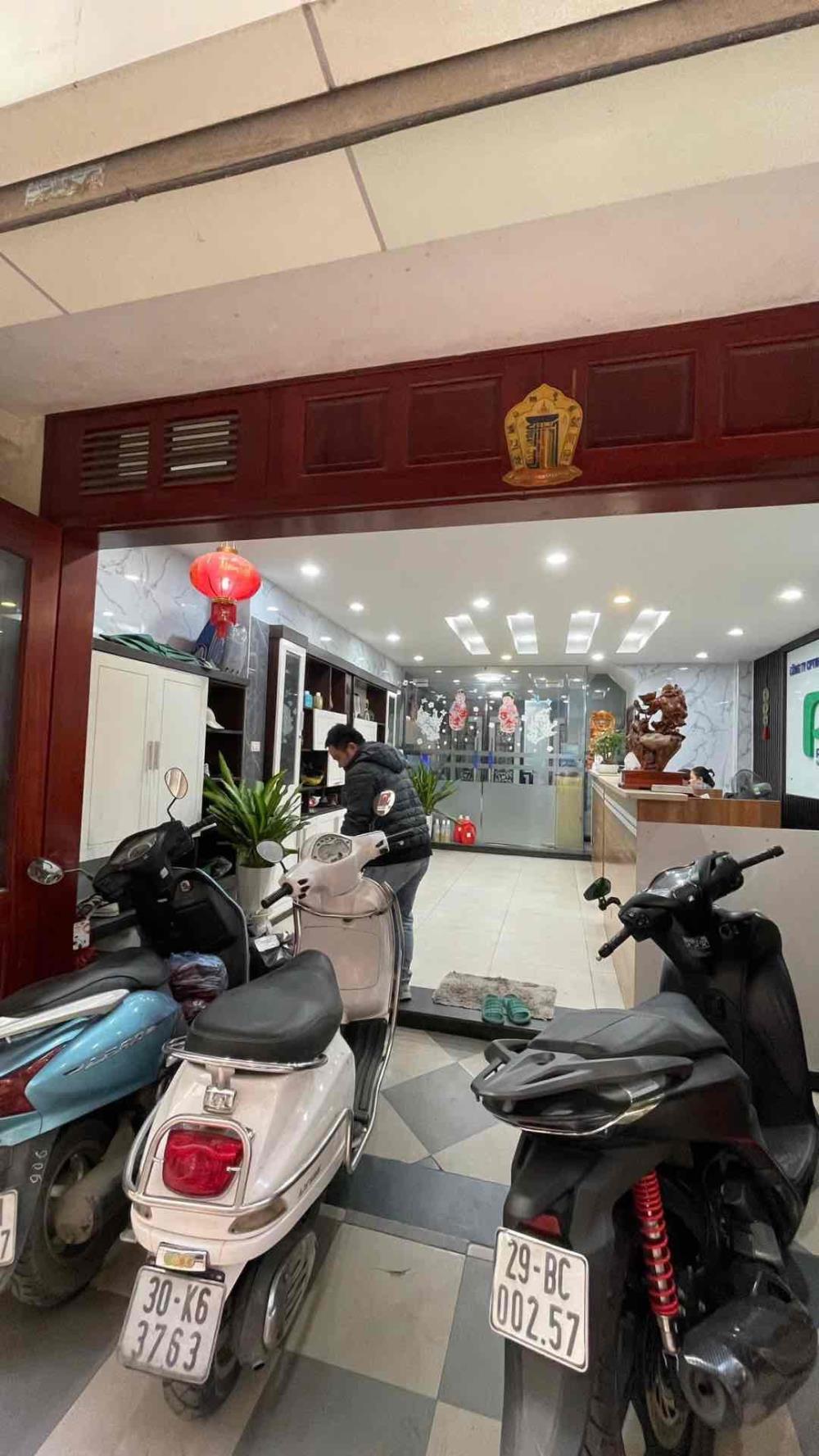 Bán nhà đẹp nguyễn khang - cầu giấy, vừa kinh doanh vừa ở quá
