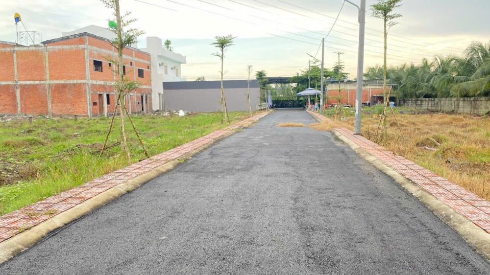 Bán lô đất giãn dân cách ngã 4 Phố Nối Hưng Yên 1 km