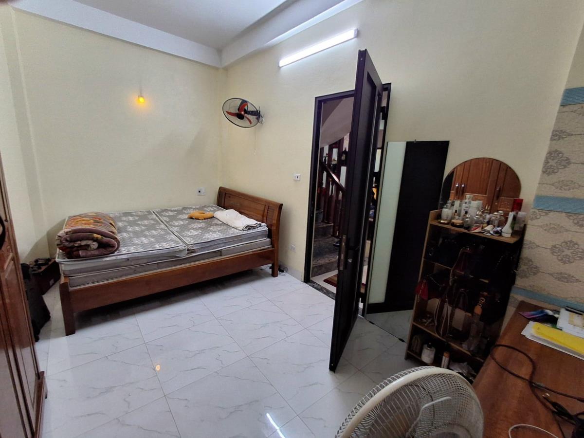 Bán nhà Tô Hiến Thành, Quận 10, TP.HCM, diện tích 87m², 4 tầng, 7 phòng ngủ, mặt tiền 6.6m, giá 11.8 tỷ