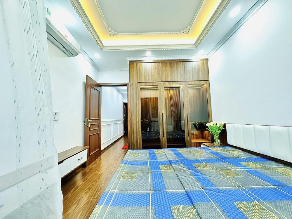 Bán nhà riêng 5,6 x 16m đường số 9 Khu phố 1 Thủ Đức giá 9 tỷ thương lượng