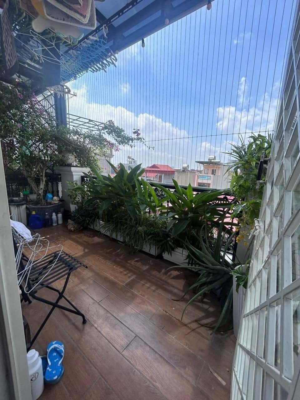 Sang nhượng nhà riêng kinh doanh tại Phường Mộ Lao, Quận Hà Đông, 60m2, giá 12,5 tỷ