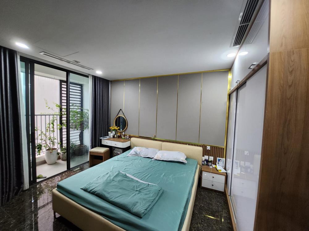 Bán căn hộ chung cư 77m2 Đường Gò Cát, Quận 9 Hồ Chí Minh có hồ bơi và gym