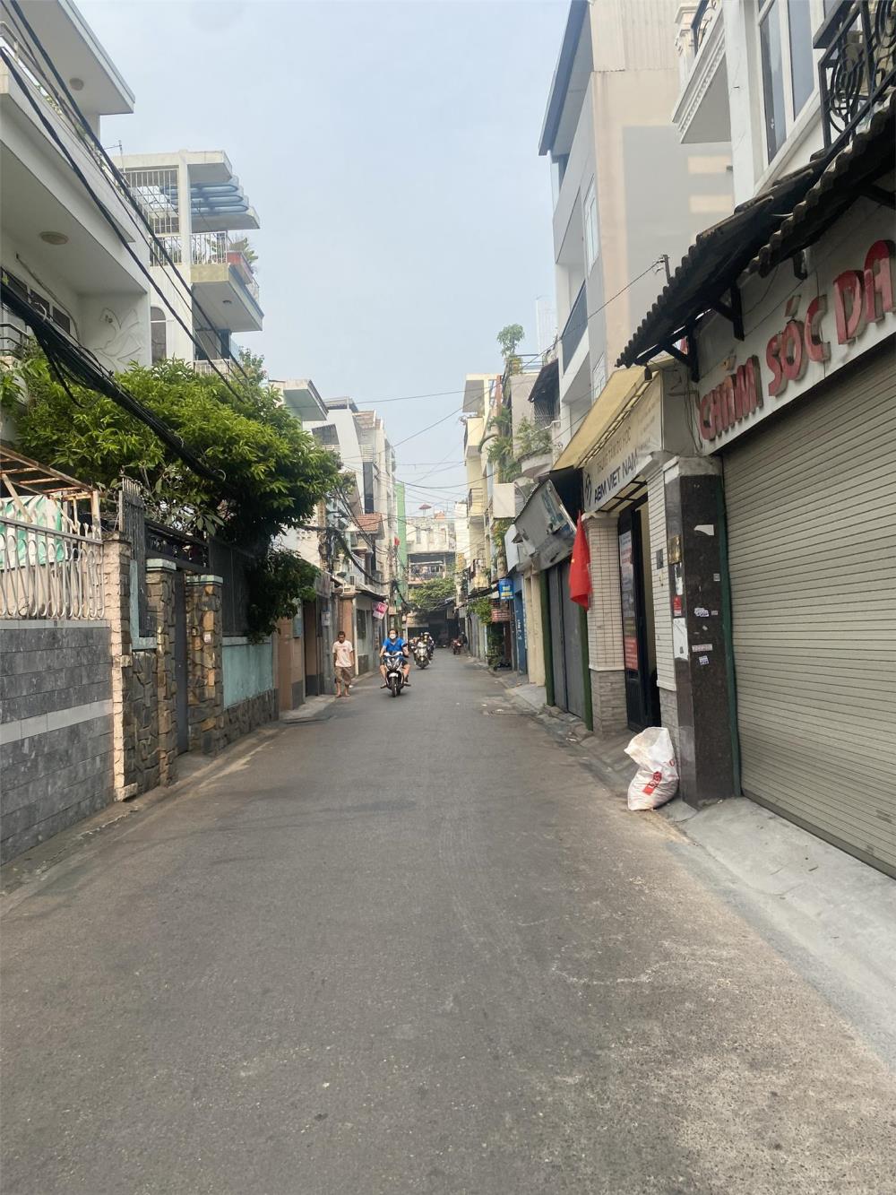 Bán nhà 6m x 28m hẻm đường Trung Lang, phường 12, Tân Bình, pháp lý chuẩn