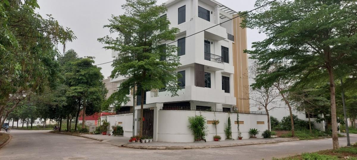 Bán biệt thự lô góc tại khu đô thị Hà Phong huyện Mê Linh 300m2 giá 18 tỷ