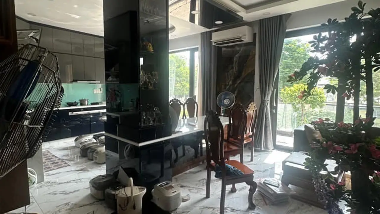 Bán nhà mặt tiền kinh doanh 9,5 x 9 tại Kênh Nước Đen, Bình Tân, 13 tỷ