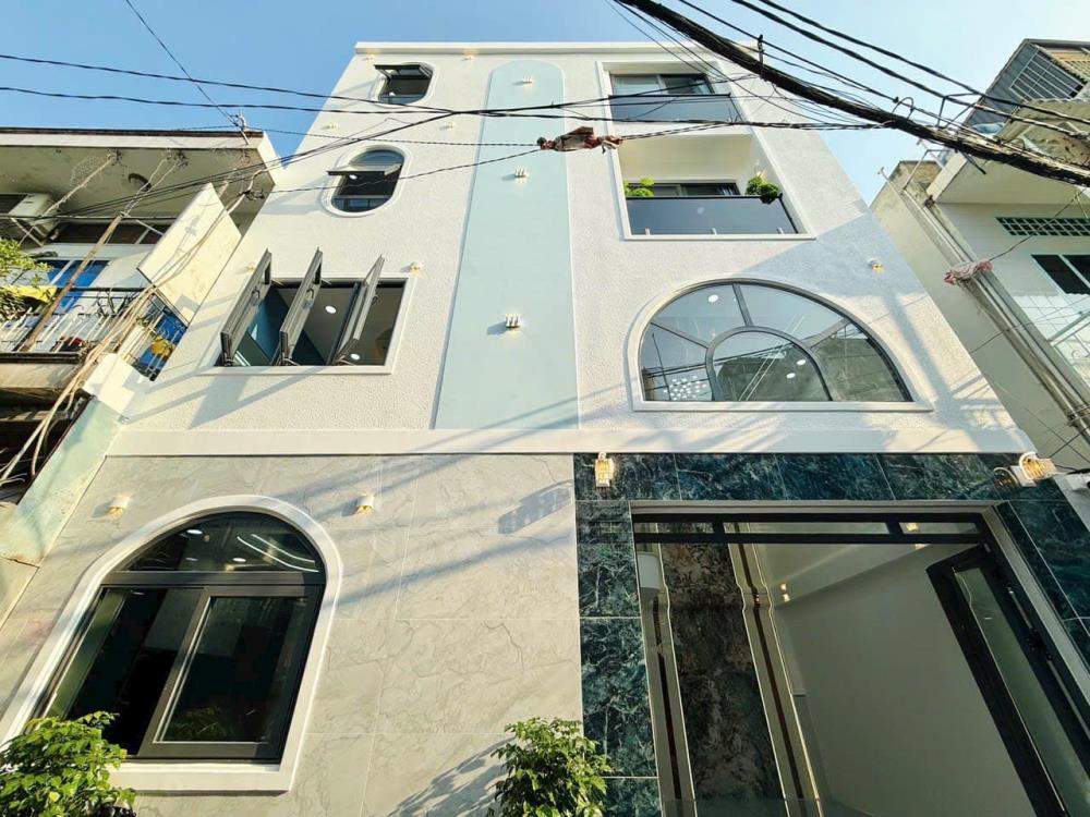 Chào bán em nhà mới xây nằm tại linh xuân - thủ đức, dt40m2, shr, hxh chỉ 2.42tỷ