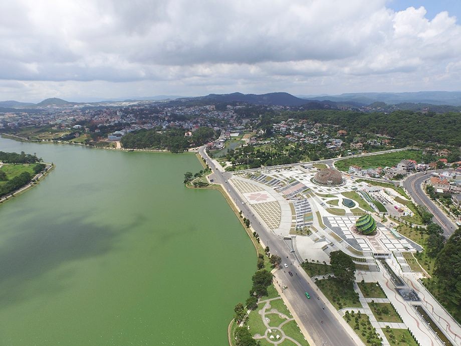 Cần bán lô đất 490m2, 14 x 35, mặt đường đôi 30m, lô 28 Lê Hồng Phong, Ngô Quyền, Hải Phòng