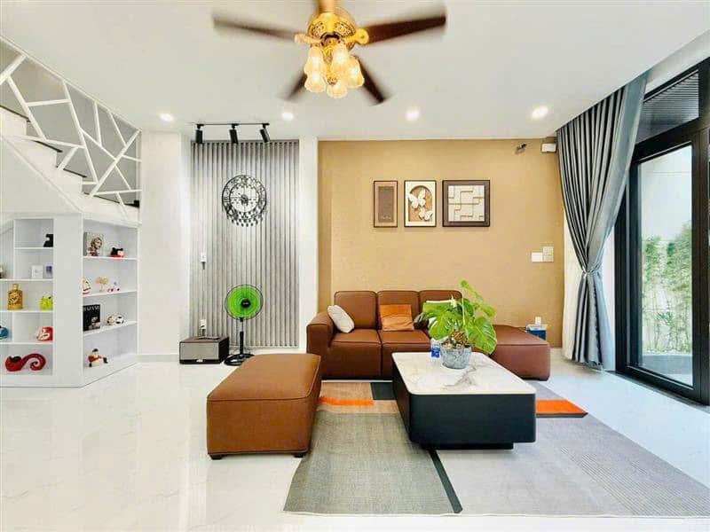 Bán toà căn hộ 5 tầng 1 tum Thế Lữ, Sơn Trà, 10 căn hộ, doanh thu tháng 45 triệu, 93m², giá 11.5 tỷ