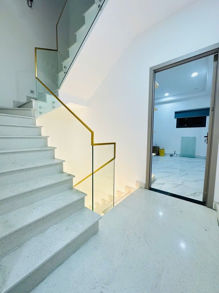 Bán nhà Tân Cổ Điển p. Phú Thọ - Thủ Dầu Một - Bình Dường, giá 7.5 tỷ