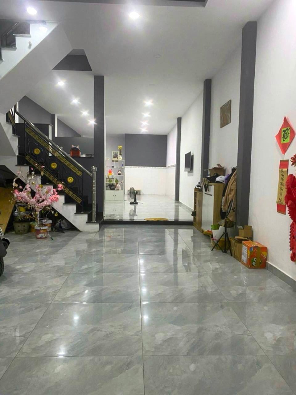 Đi Mỹ cần bán nhà Trần Hưng Đạo, P10, Quận 10. Gía bán 4 Tỷ 450 - 67m2 (4.5 x 12m), sổ hồng sẵn