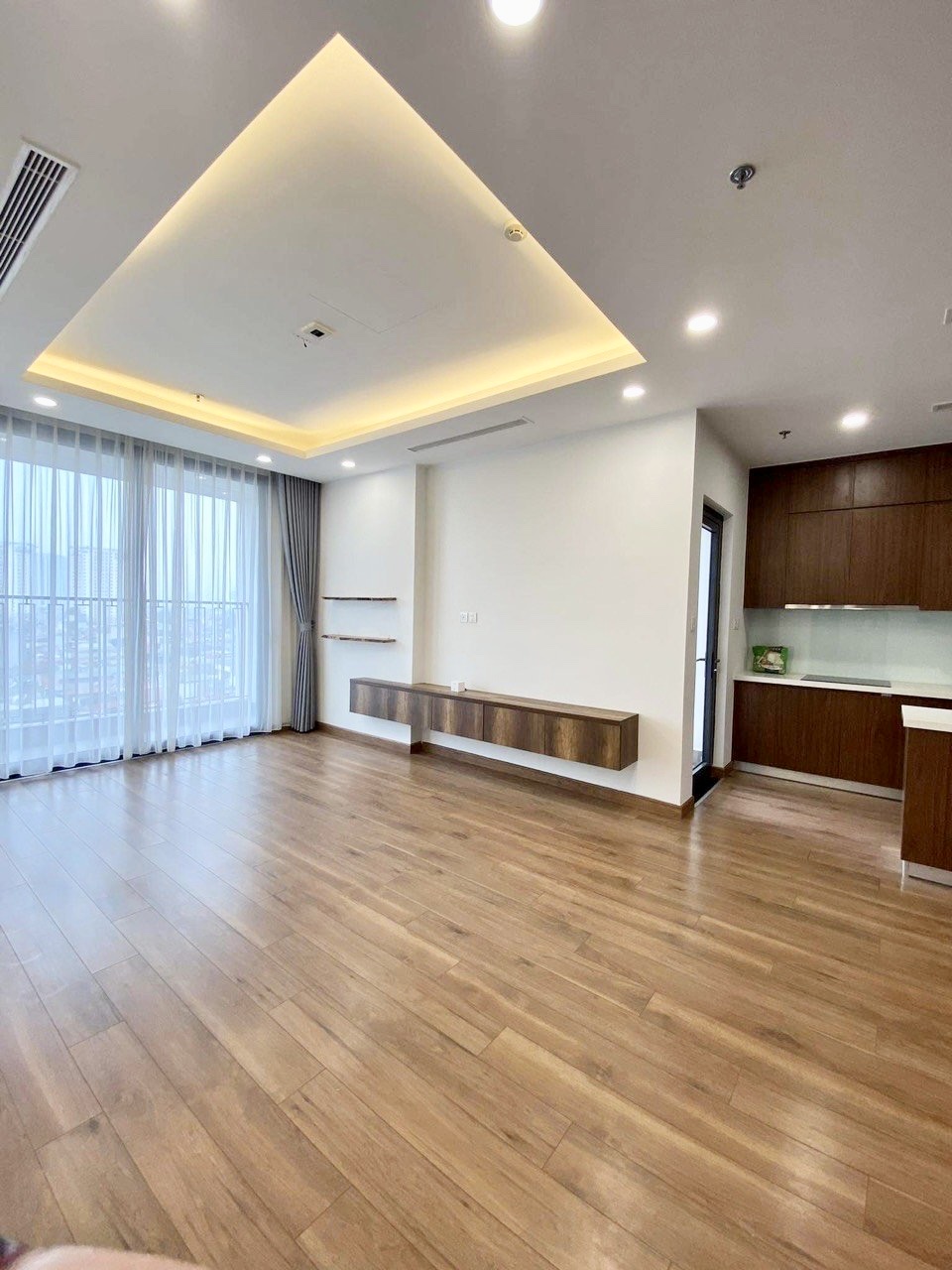 Bán căn hộ chung cư 111m2 Hinode City Phường Minh Khai Quận Hai Bà Trưng tiện ích đầy đủ