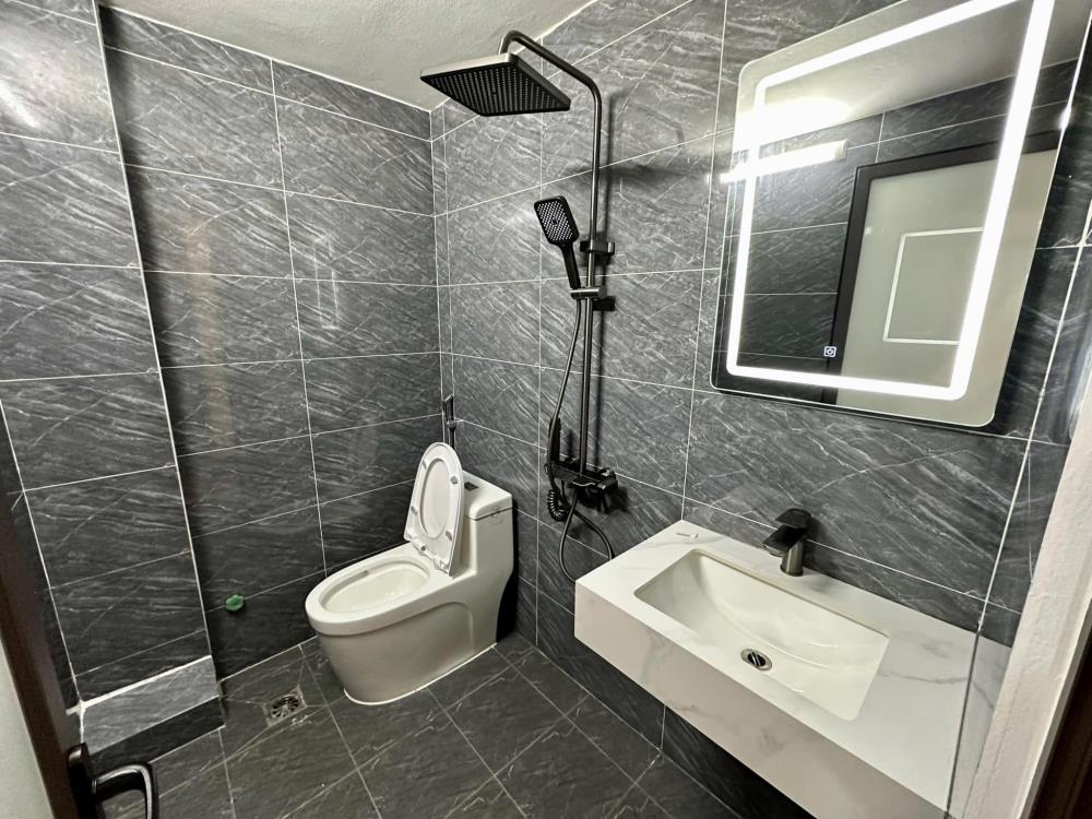 Bán nhà 2 tầng 54m2, HXH tại Hoàng Diệu 2 giá 4.5 tỷ