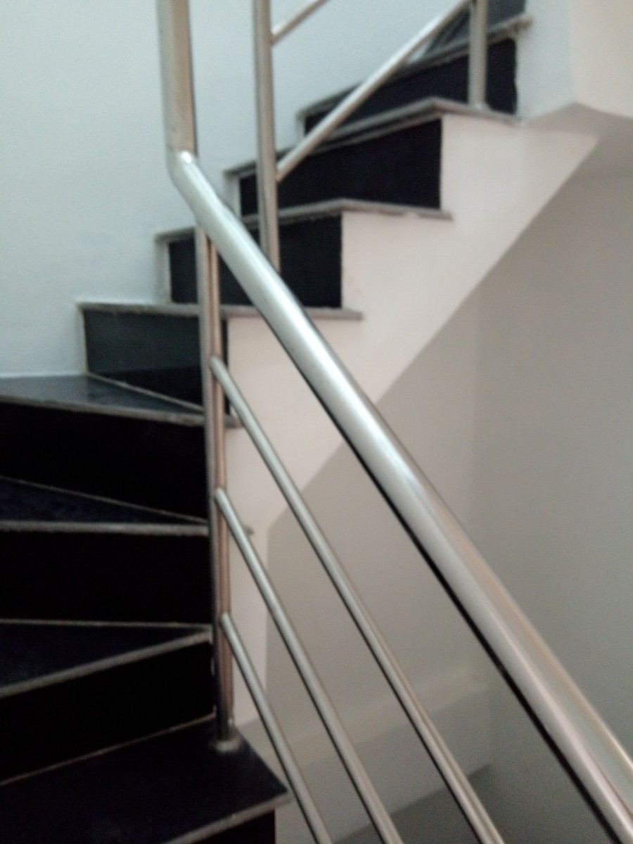 Giá Thuê 8triệu/1 tháng cọc 2 tháng (GC)Cho thuê nhà Mặt Tiền Hẻm Dx phường Phú MỹDiện tích