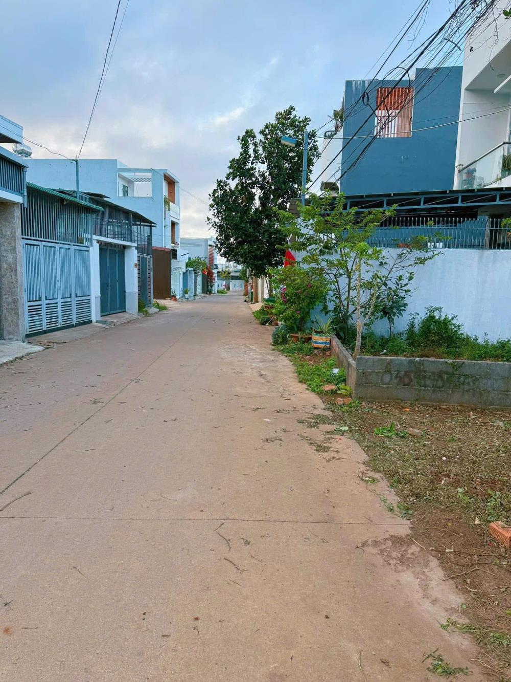 Bán đất 1.200m2 tại ngõ 264 Âu Cơ, Nhật Tân, Tây Hồ, Hà Nội - Vị trí đắc địa