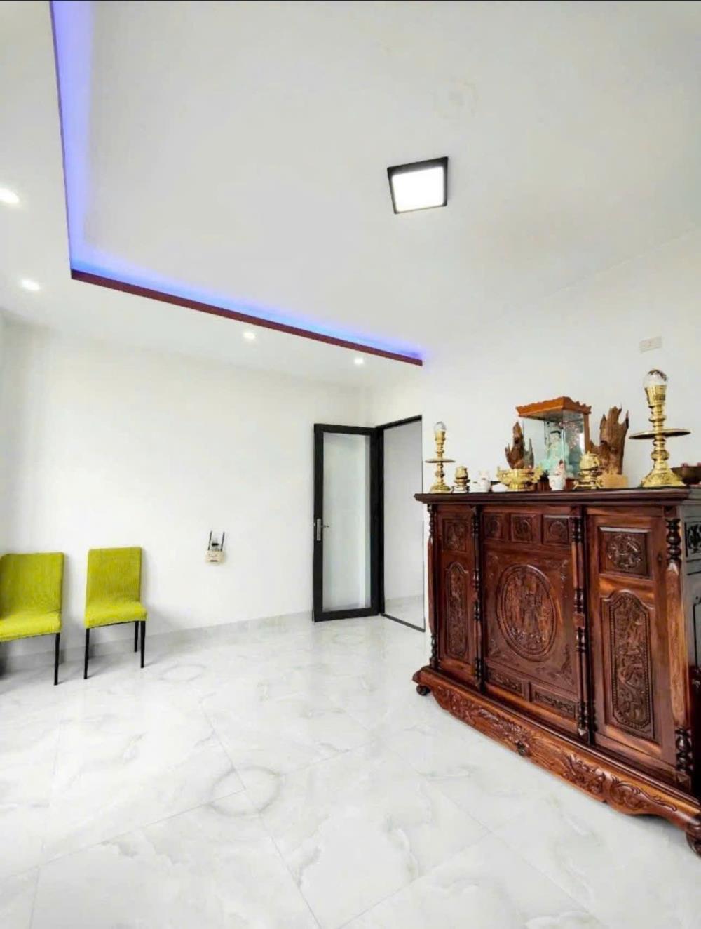 Bán nhà riêng 62,5m² hẻm đường Âu Cơ, phường Phước Hải, Nha Trang, nội thất đầy đủ