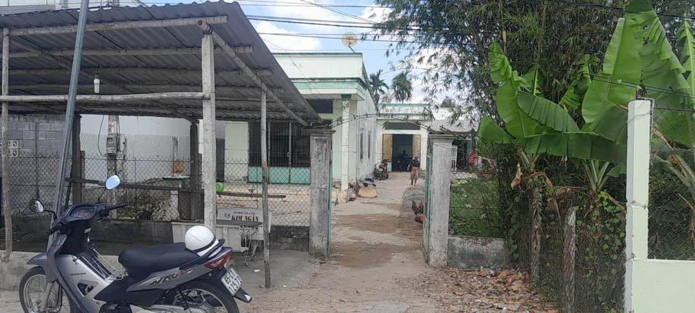 Bán đất chiều ngang trên 8m diện tích gần 450 m2 bán dưới 2,5 tỷ