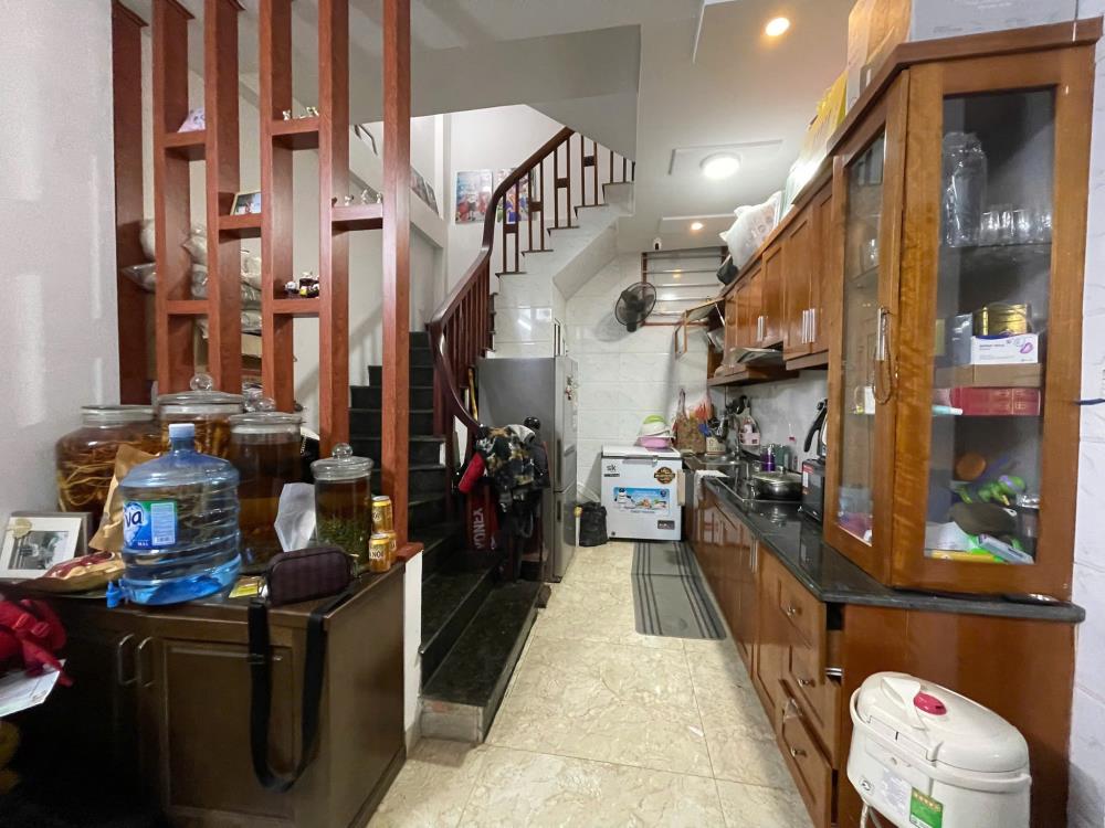 Bán nhà 6 tầng phố Tư Đình, Long Biên, ô tô đỗ cửa, kinh doanh, thang máy, 36m², giá 8.9 tỷ