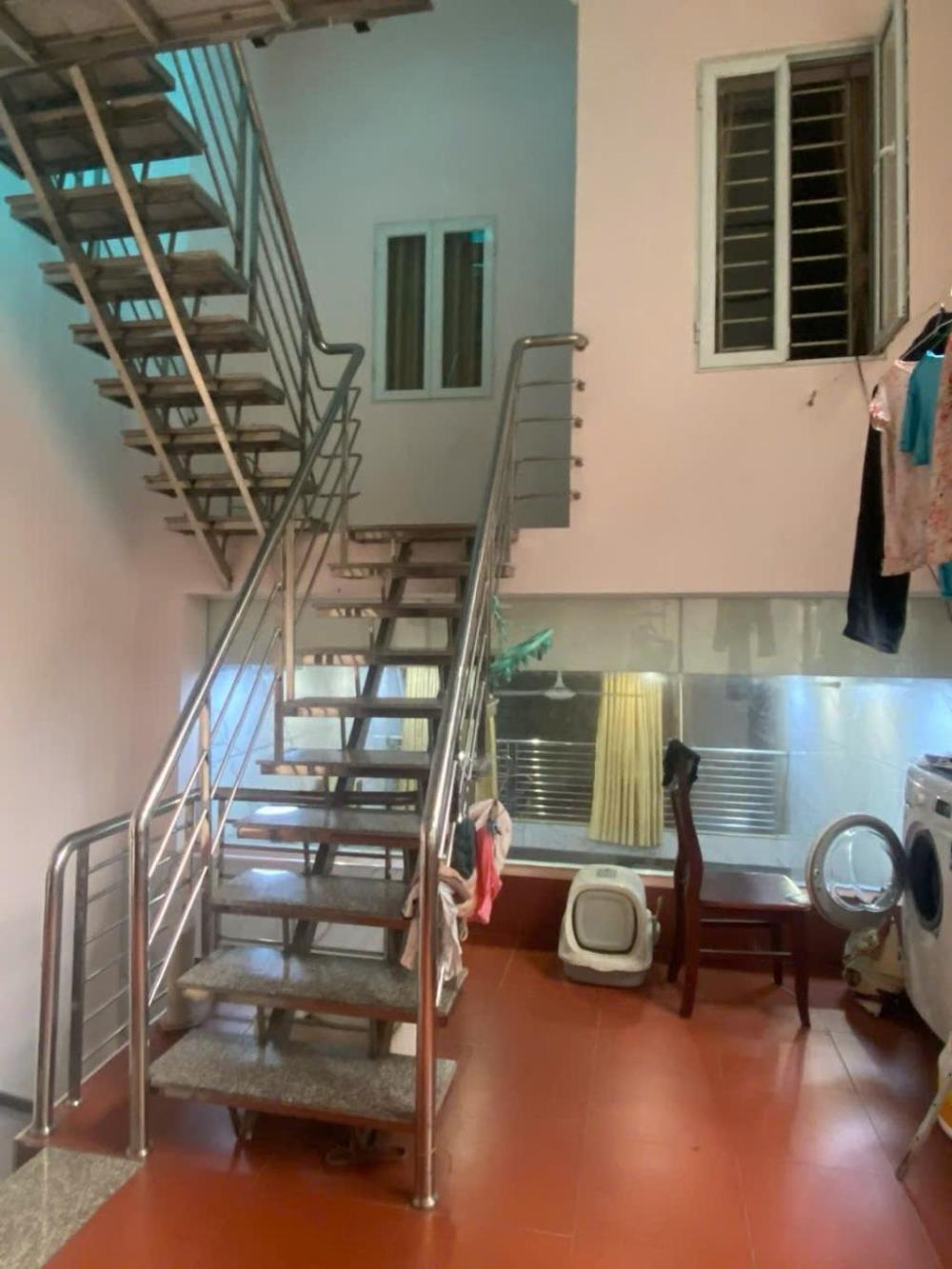 Bán nhà ngã 6 ô chợ dừa, đống đa. giá đầu tư, lô góc, sát phố
