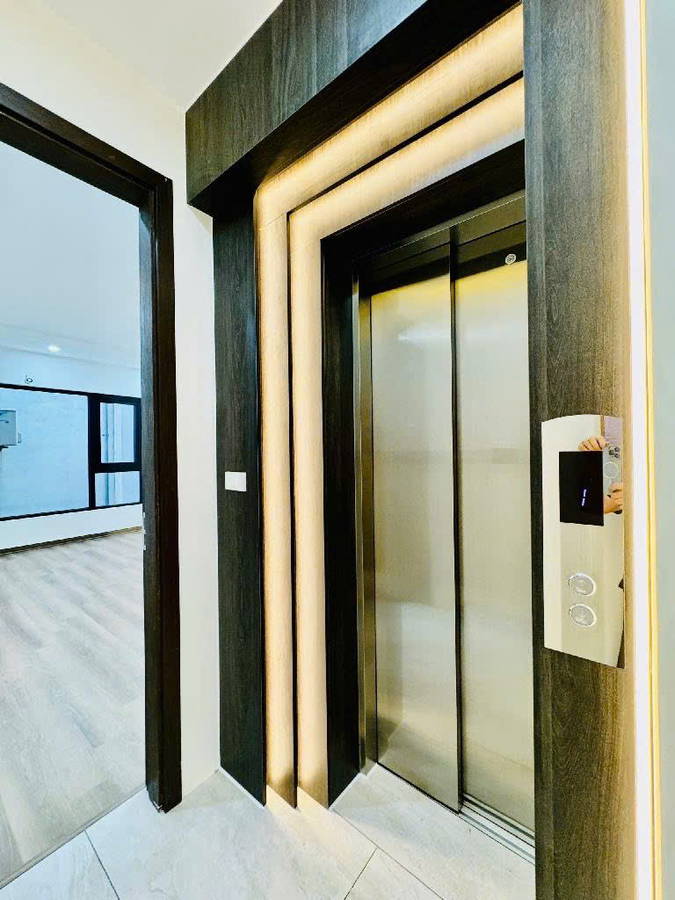 Nhà mặt phố đông các quận Đống Đa 61 m2 6 tầng thang máy 29.4 tỷ nhà đẹp ở ngay